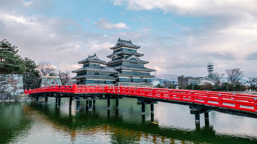 matsumoto-castle-osaka-japan (1)_8zn2sLOZMZ.jpg
